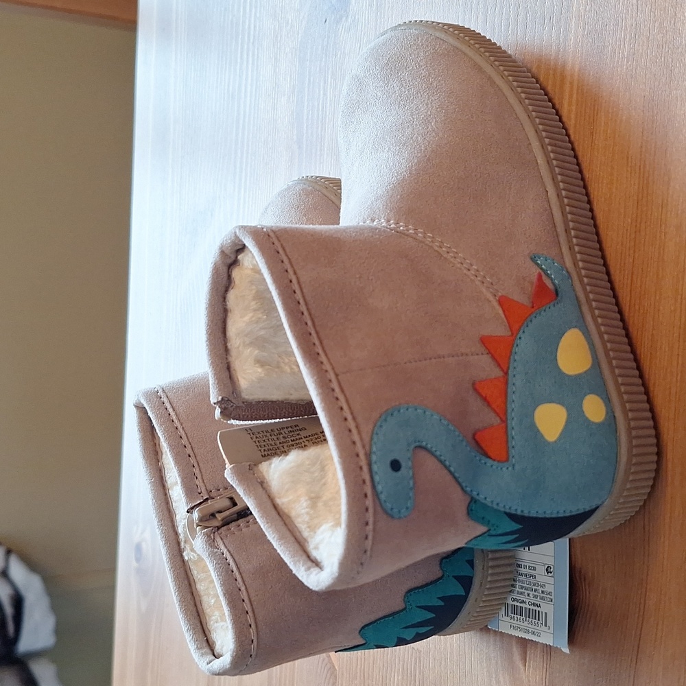 #AEV 🌟Host Pick🌟BNIB Cat & Jack sz 11 kids dress boots - Picture 4 of 5